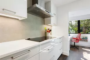 1493 Landings Lake Dr, Sarasota, FL 34231 - Photo 13