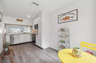 18106 Canal Pointe St, Tampa, FL 33647 - Photo 11