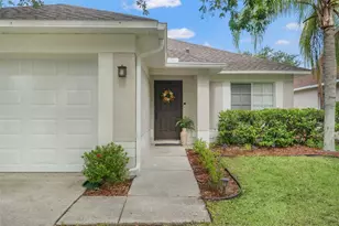 18106 Canal Pointe St, Tampa, FL 33647 - Photo 3