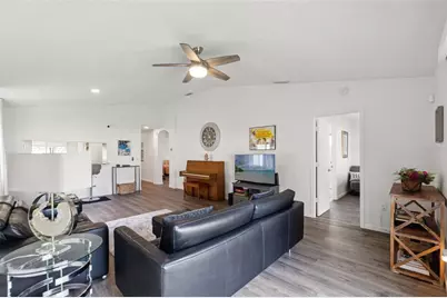 18106 Canal Pointe Street, Tampa, FL 33647 - Photo 21