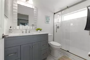 18106 Canal Pointe St, Tampa, FL 33647 - Photo 27