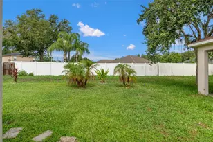18106 Canal Pointe St, Tampa, FL 33647 - Photo 41