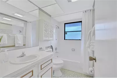 4487 Glebe Farm Road, Sarasota, FL 34235 - Photo 39