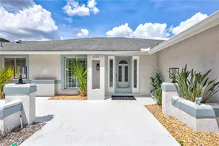 4487 Glebe Farm Rd, Sarasota, FL 34235 - Photo 3