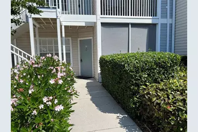 850 S Tamiami Trail #302, Sarasota, FL 34236 - Photo 1