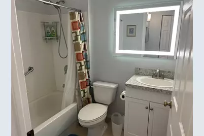 850 S Tamiami Trail #302, Sarasota, FL 34236 - Photo 11