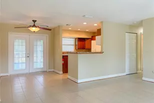 389 Millport St NW, Port Charlotte, FL 33948 - Photo 5