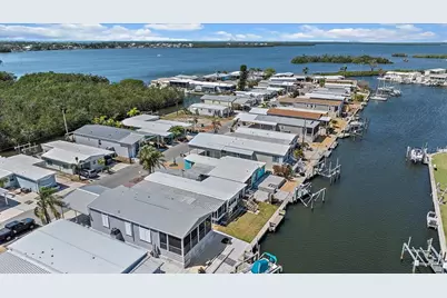 218 Bimini Drive, Palmetto, FL 34221 - Photo 11