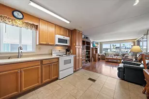 218 Bimini Dr, Palmetto, FL 34221 - Photo 13