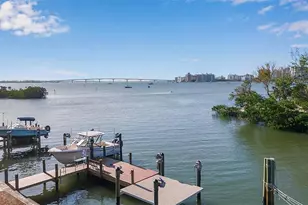 1479 Bay Point Dr, Sarasota, FL 34236 - Photo 11