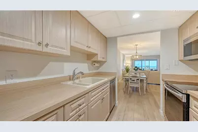 6951 Gulf Of Mexico Drive #14, Longboat Key, FL 34228 - Photo 31