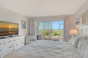 6951 Gulf of Mexico Dr, Longboat Key, FL 34228 - Photo 23