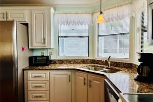 5707 45th St E, Bradenton, FL 34203 - Photo 5