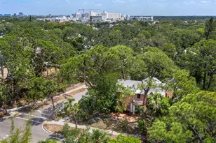 2315 McClellan Pkwy, Sarasota, FL 34239 - Photo 23