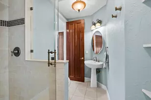 340 Gulf of Mexico Dr, Longboat Key, FL 34228 - Photo 57