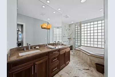 340 Gulf Of Mexico Drive #124, Longboat Key, FL 34228 - Photo 27