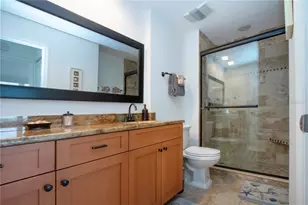 1255 E Peppertree Dr, Sarasota, FL 34242 - Photo 17