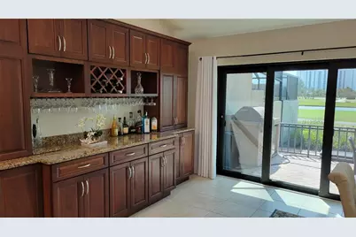 2339 Harbour Oaks Drive, Longboat Key, FL 34228 - Photo 7