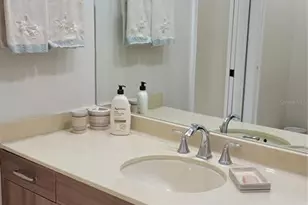 2339 Harbour Oaks Dr, Longboat Key, FL 34228 - Photo 23