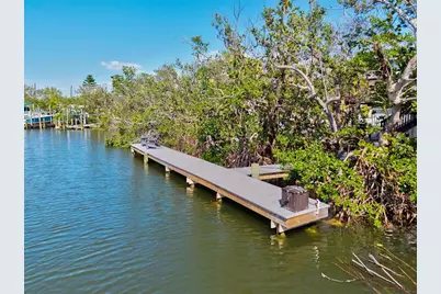 234 85th Street, Holmes Beach, FL 34217 - Photo 43