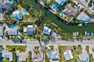 234 85th St, Holmes Beach, FL 34217 - Photo 93