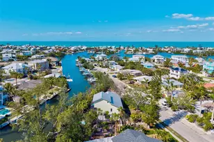 234 85th St, Holmes Beach, FL 34217 - Photo 91