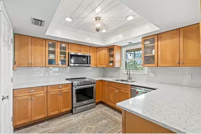 234 85th Street, Holmes Beach, FL 34217 - Photo 19