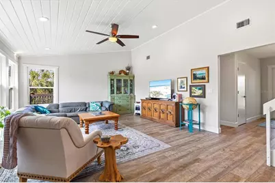 234 85th Street, Holmes Beach, FL 34217 - Photo 13