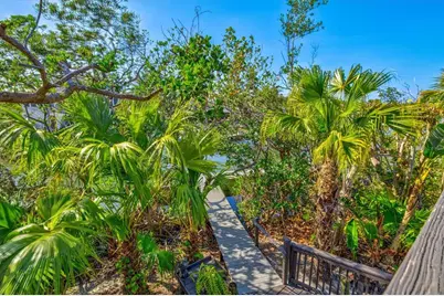 234 85th Street, Holmes Beach, FL 34217 - Photo 97