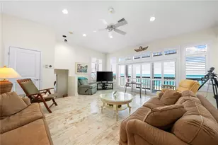 8592 Hidden Lagoon Rd, Sarasota, FL 34242 - Photo 11