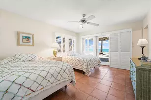 8592 Hidden Lagoon Rd, Sarasota, FL 34242 - Photo 33