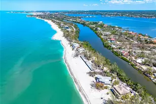 8592 Hidden Lagoon Rd, Sarasota, FL 34242 - Photo 93