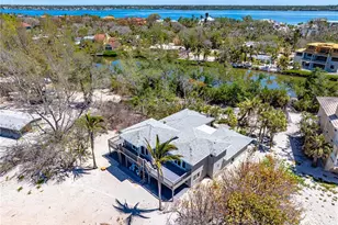 8592 Hidden Lagoon Rd, Sarasota, FL 34242 - Photo 81