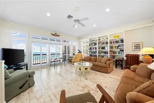 8592 Hidden Lagoon Rd, Sarasota, FL 34242 - Photo 37