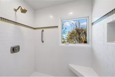 8592 Hidden Lagoon Road, Sarasota, FL 34242 - Photo 23