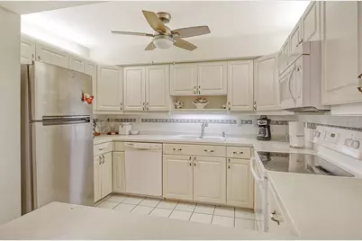 1532 Pelican Point Drive #BA139, Sarasota, FL 34231 - Photo 19