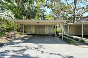 1532 Pelican Point Dr, Sarasota, FL 34231 - Photo 39