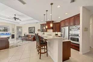 7034 Honeysuckle Trail, Lakewood Ranch, FL 34202 - Photo 21