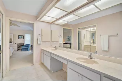 4360 Presidential Avenue Circle E, Bradenton, FL 34203 - Photo 9