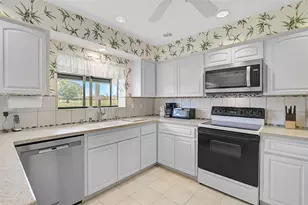 4360 Presidential Ave Cir E, Bradenton, FL 34203 - Photo 19