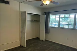 7461 W Country Club Dr N, Sarasota, FL 34243 - Photo 15