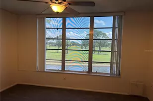 7461 W Country Club Dr N, Sarasota, FL 34243 - Photo 21