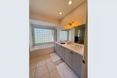 7303A Midnight Pass Road, Sarasota, FL 34242 - Photo 15