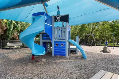 5019 Commonwealth Drive, Sarasota, FL 34242 - Photo 25