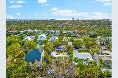 5019 Commonwealth Drive, Sarasota, FL 34242 - Photo 11