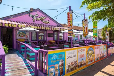 5019 Commonwealth Drive, Sarasota, FL 34242 - Photo 53