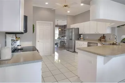 5810 Lake Victoria Drive, Lakeland, FL 33813 - Photo 13