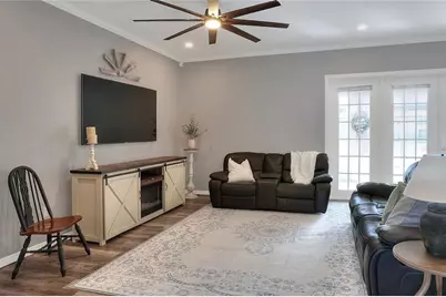 5810 Lake Victoria Drive, Lakeland, FL 33813 - Photo 9