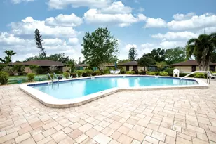 2614 67th St W, Bradenton, FL 34209 - Photo 13