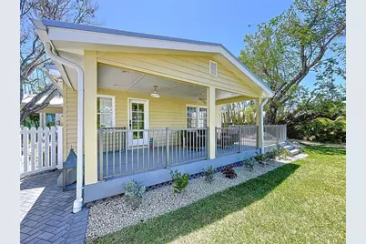 763 Siesta Drive, Sarasota, FL 34242 - Photo 5